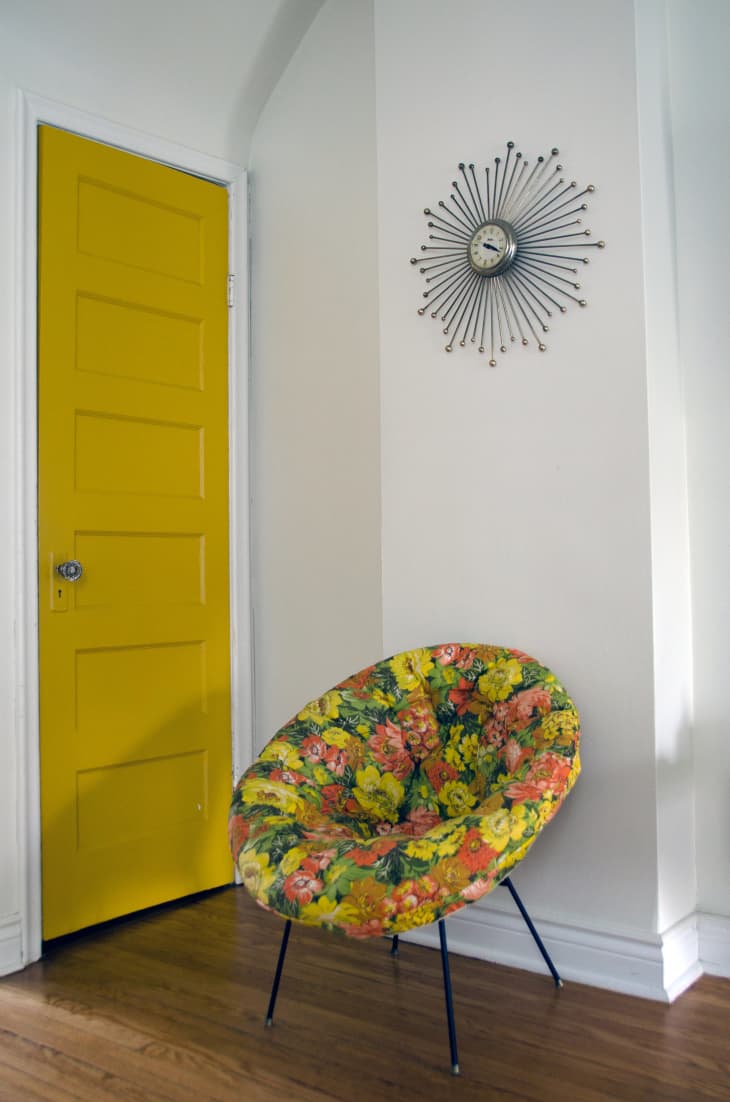 the-best-color-to-paint-interior-doors-according-to-real-estate-agents